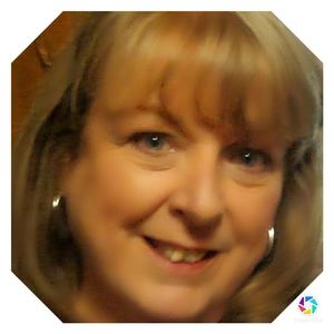 Meet your Posher, Sandi